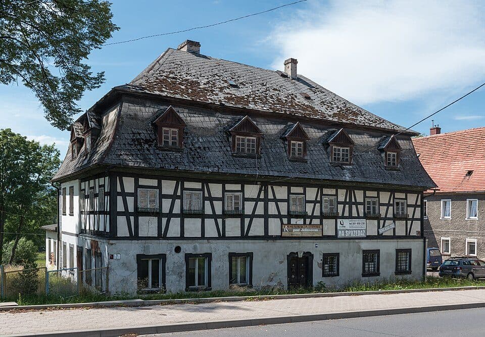 Zamek Rogowiec - Głuszyca stacja kolejowa