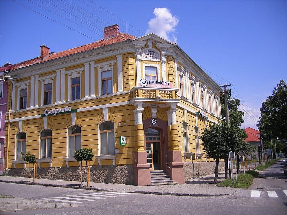K+ (Parassapuszta – Dobogó-hegy)
