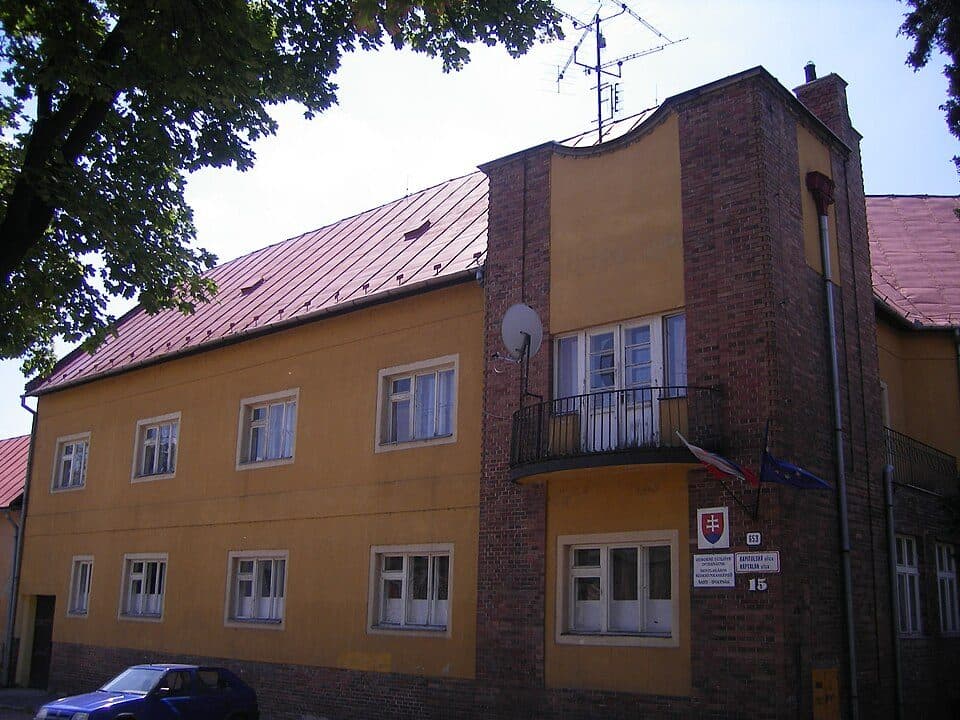 K+ (Parassapuszta – Dobogó-hegy)