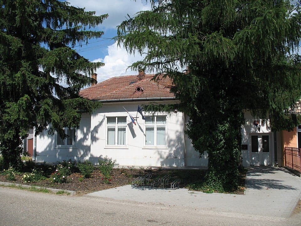 Z (Kis-Sas-hegy nyerge – Letkés)