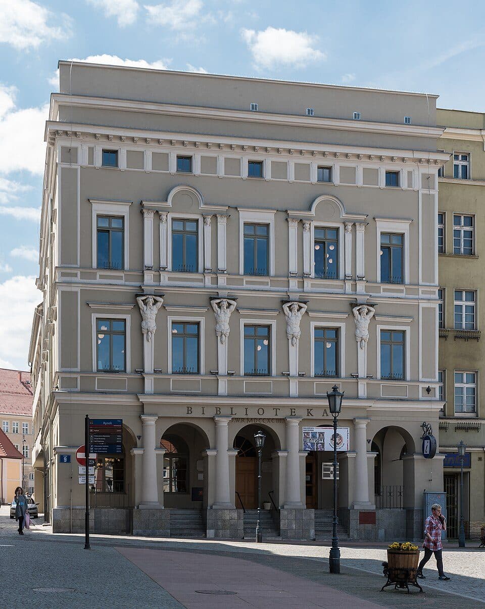 Dom Wycieczkowy PTTK Harcówka - Ptasia Kopa