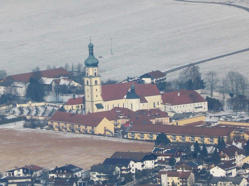 Goldsteig Zuweg Nr.12 Neukirchen beim Heiligen Blut → Diensthütte Hohen Bogen