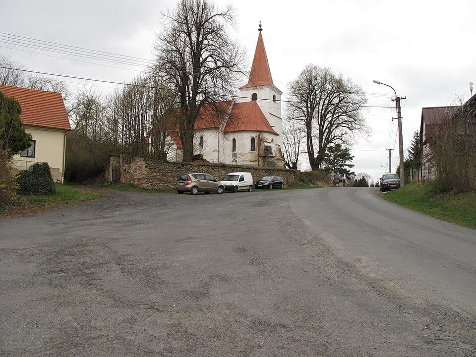 K Děkanskému rybníku