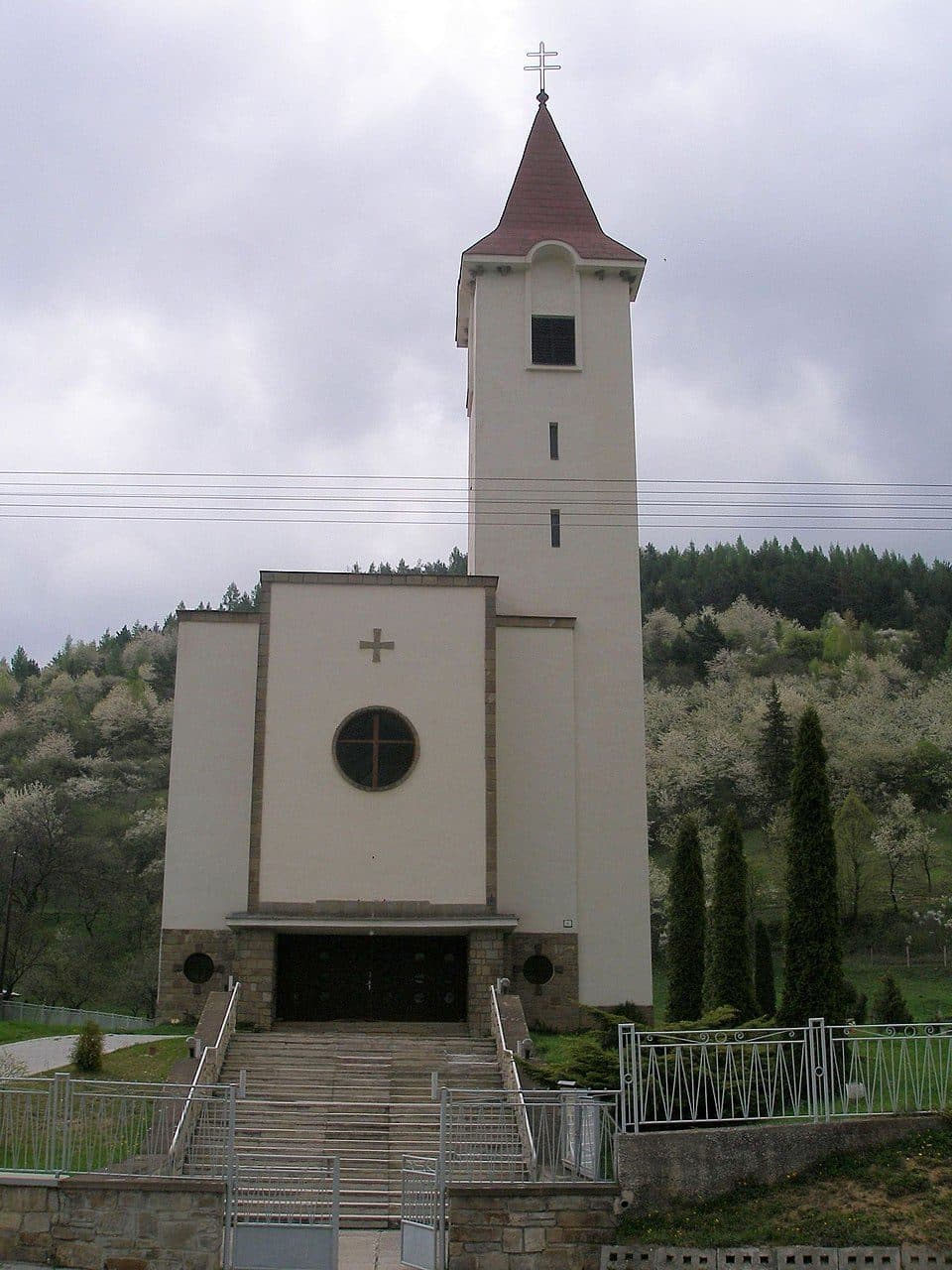 Vyšný Slavkov - Lipovce, škola