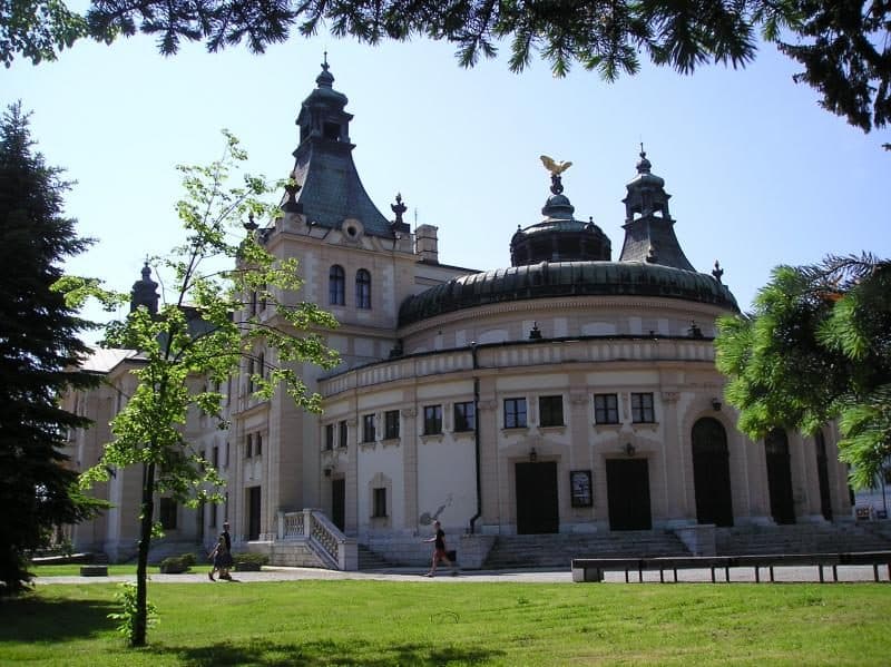 Spišská Nová Ves, námestie - Pod Šibeňom