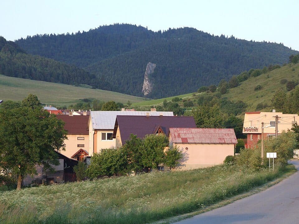 Chodník na Sokolovu skalu