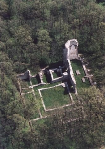 Ruiny klasztoru św. Michała (Szent Mihály kolostor romja) — zdjęcie 3