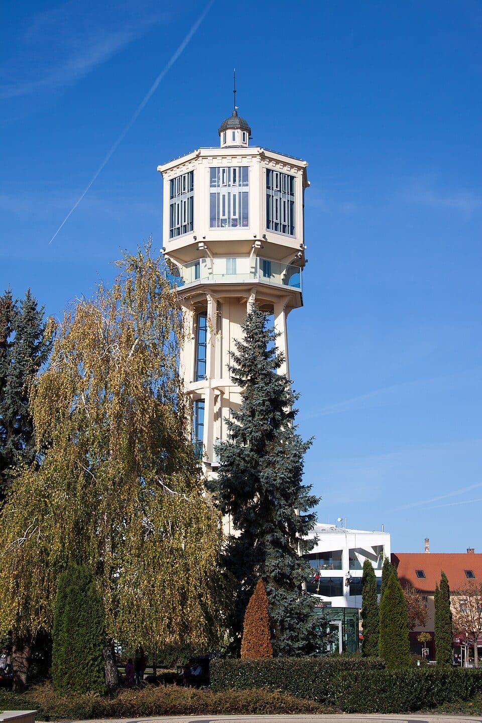 Wieża wodna w Siófok (Víztorony) — zdjęcie 3