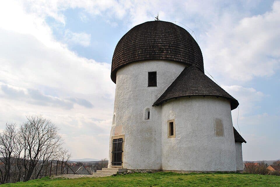 Rotunda w Öskü — zdjęcie 1
