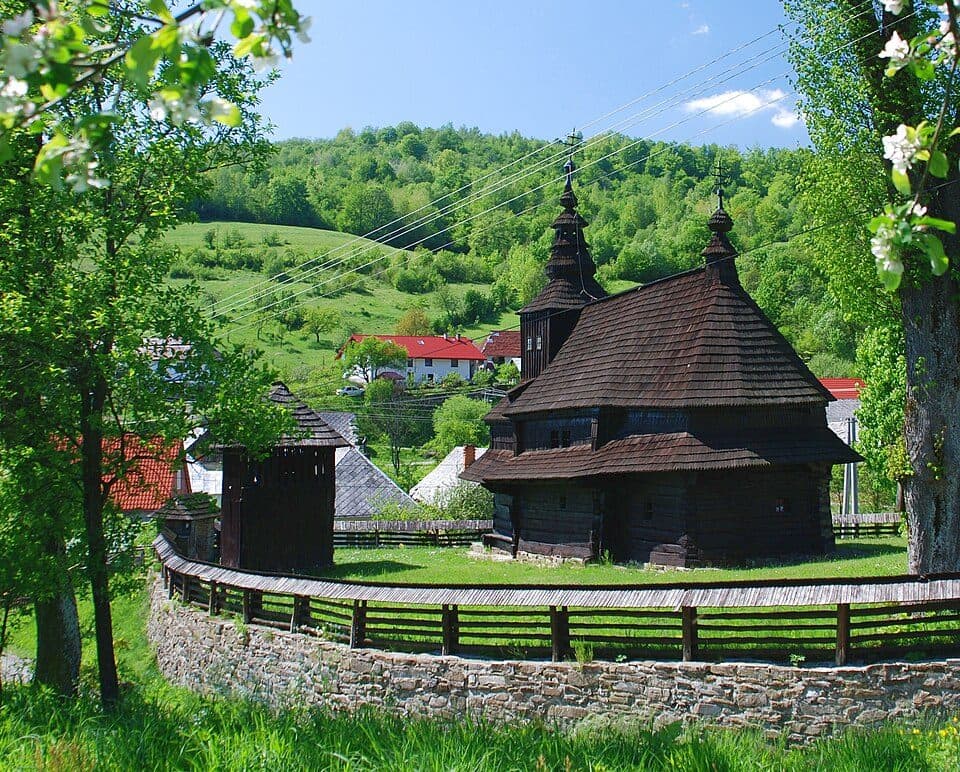 Uličské Krivé - Topoľa