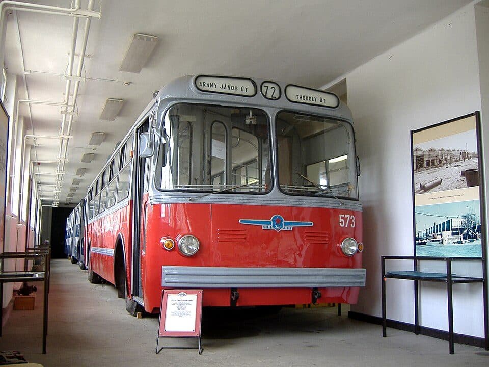 Miejskie Muzeum Komunikacji Miejskiej w Szentendre — zdjęcie 2