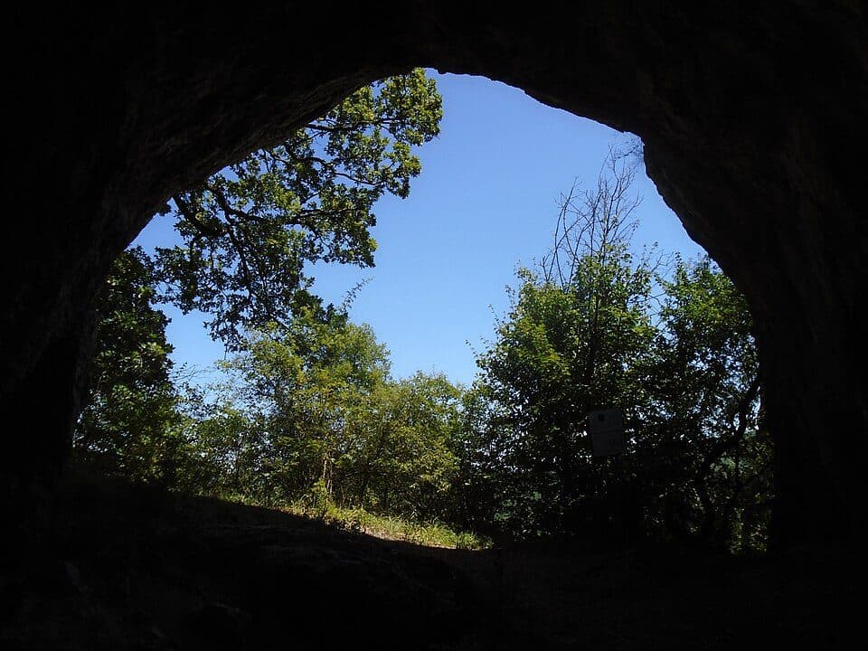 Z (Esztergom, há. – Maróti-hegyek – Pilisszentkereszt)
