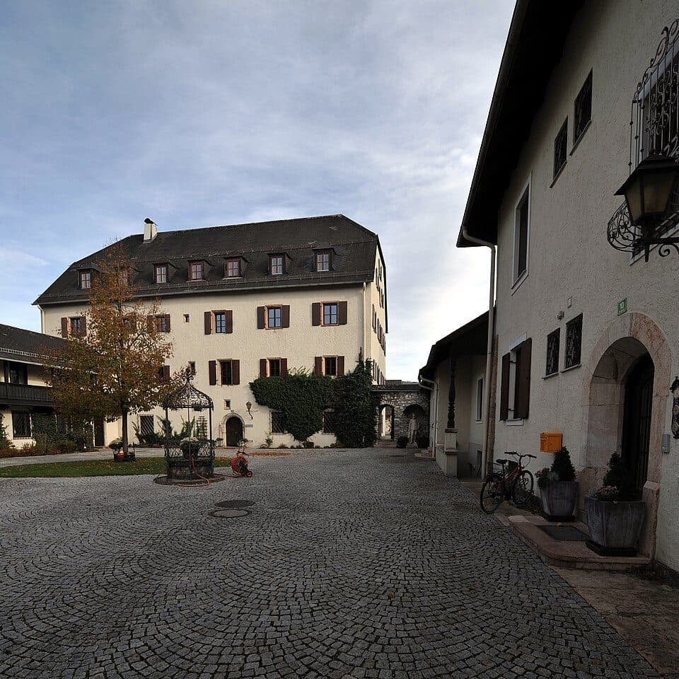 Schloss Winkl (Oberalm) — Foto 2