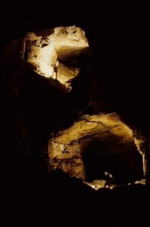 Kolkbläser-Monsterhöhle — 2. fotó