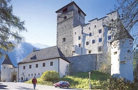 Schloss Landeck — Foto 3