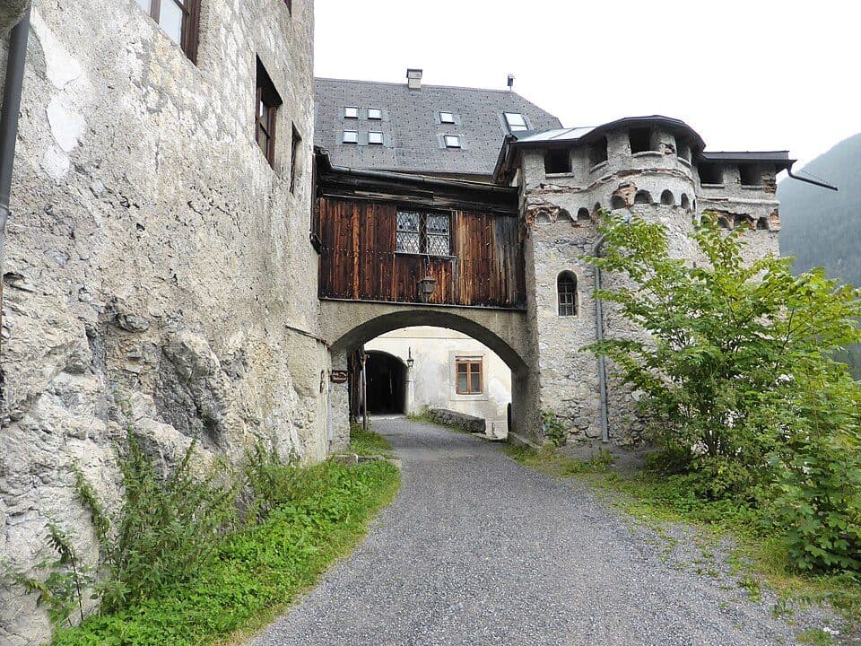 Schloss Fernstein — fotografie 3