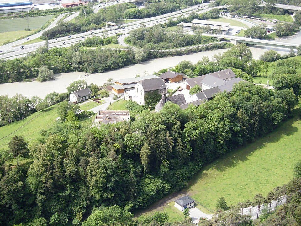 Burg Martinsbühel — Foto 3