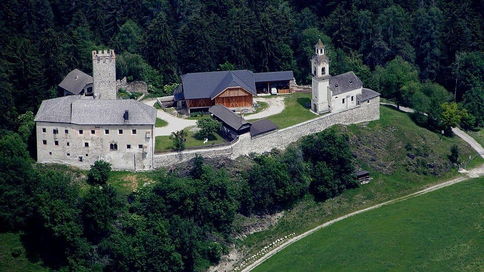 Lamprechtsburg — zdjęcie 3