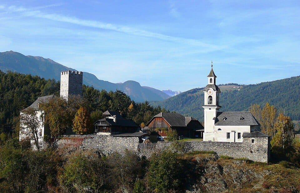 Lamprechtsburg — zdjęcie 2
