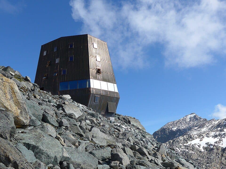 Schwarzensteinhütte