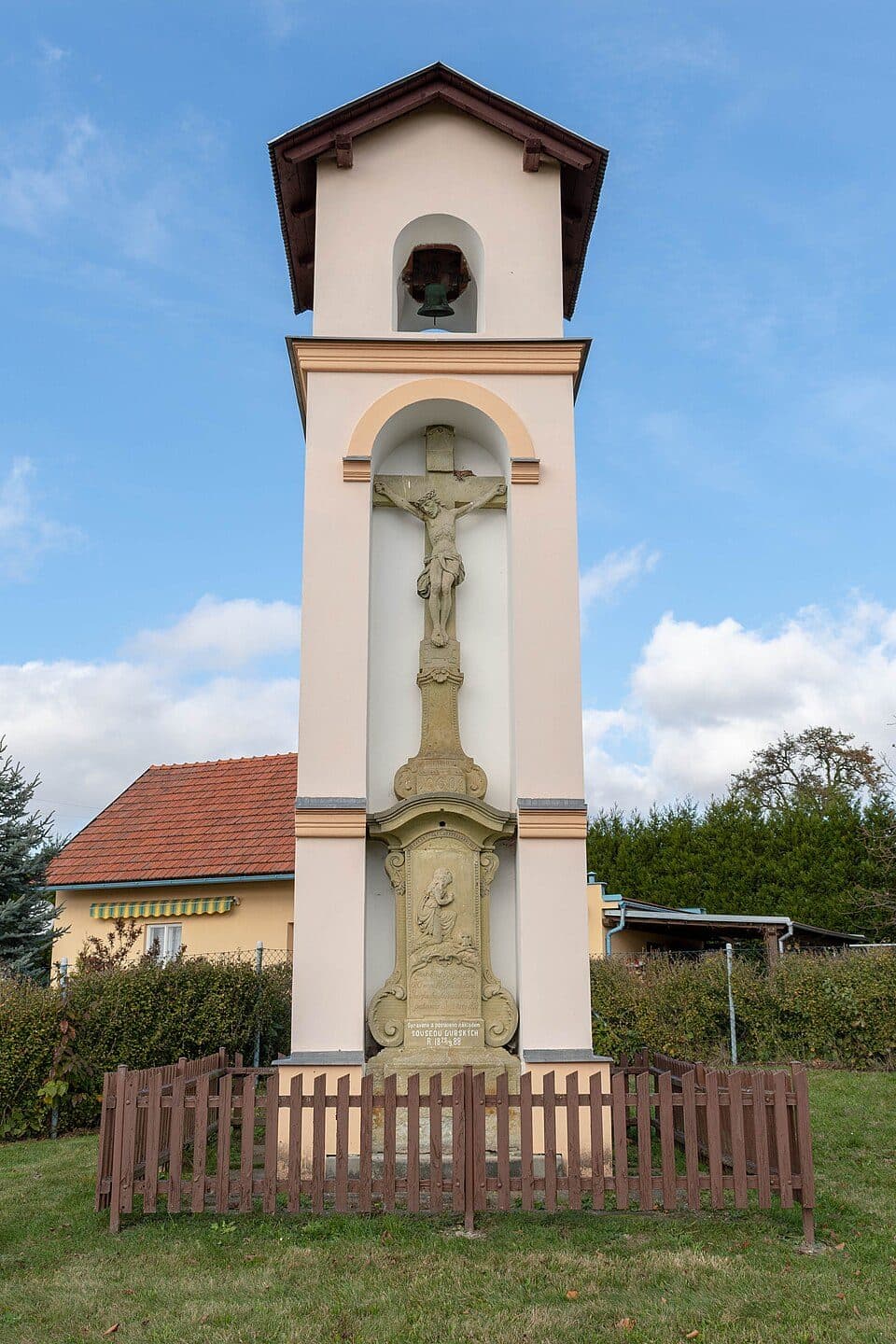 [M] Kostelec nad Orlicí (kost.) - Deštné (hotel)