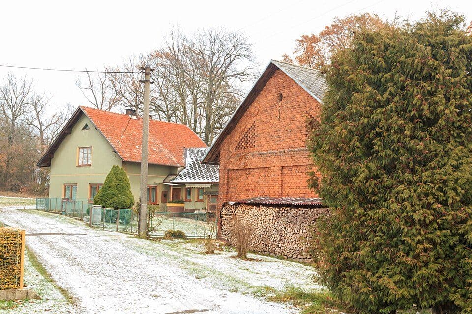 [M] Kostelec nad Orlicí (kost.) - Deštné (hotel)