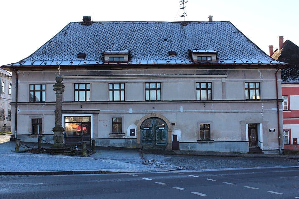 [M] Police nad Metují - Velké Petrovice