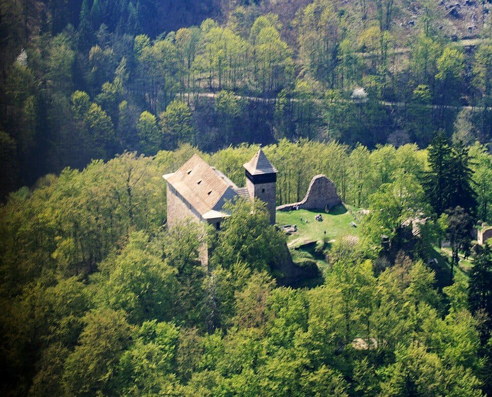 Litice Castle — photo 2