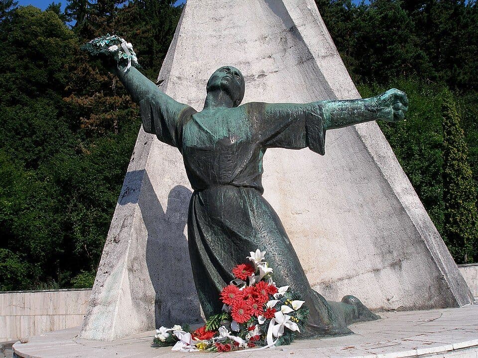 Brusno, červený okruh