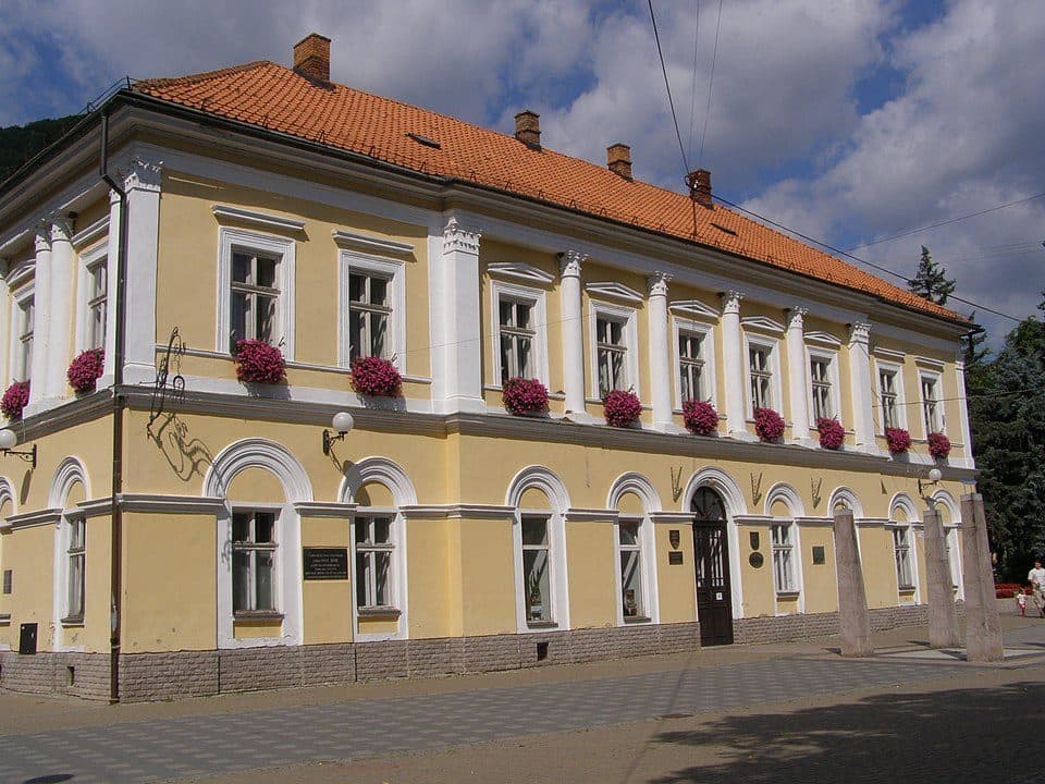 Tisovec, stanica - Roveň - Sedlo Bánovo