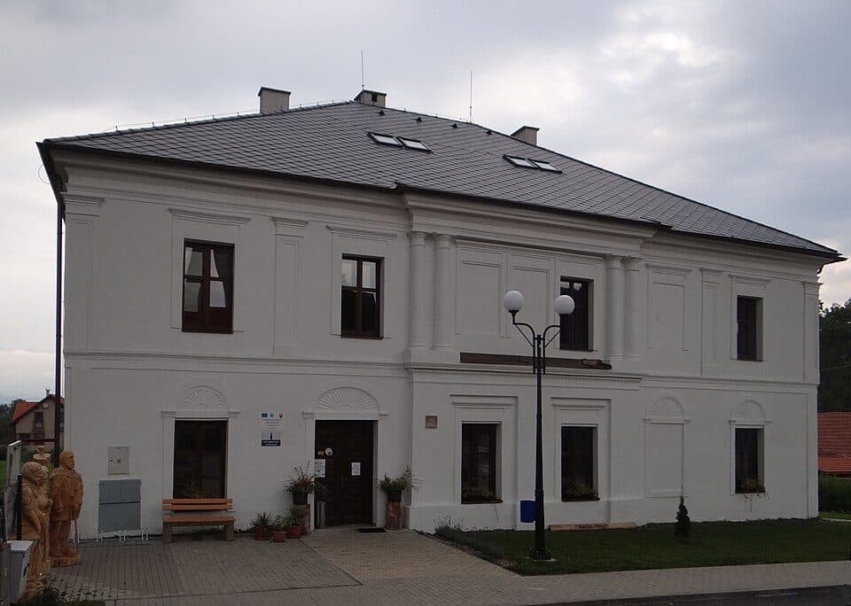 Chata gen.M. R. Štefánika - Liptovský Ján, hotel Ďumbier