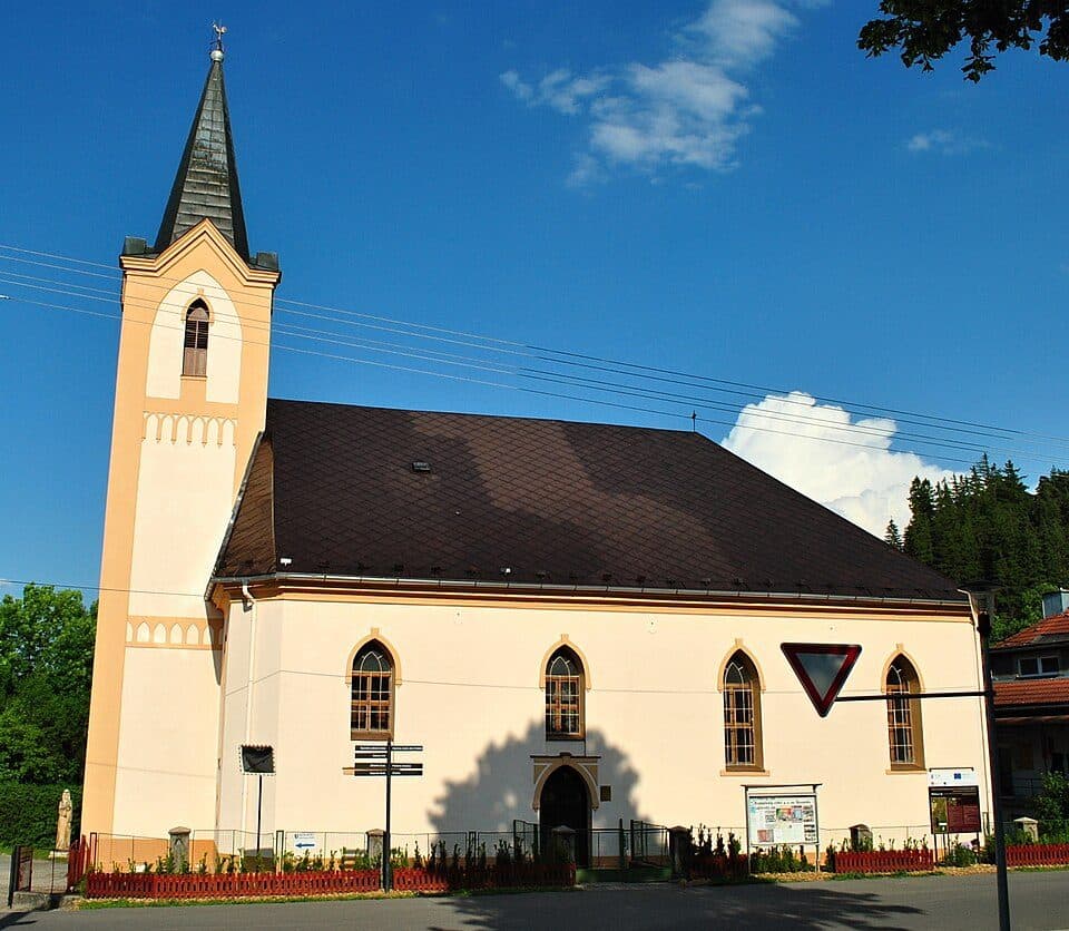 Chodník ku minerálnemu prameňu