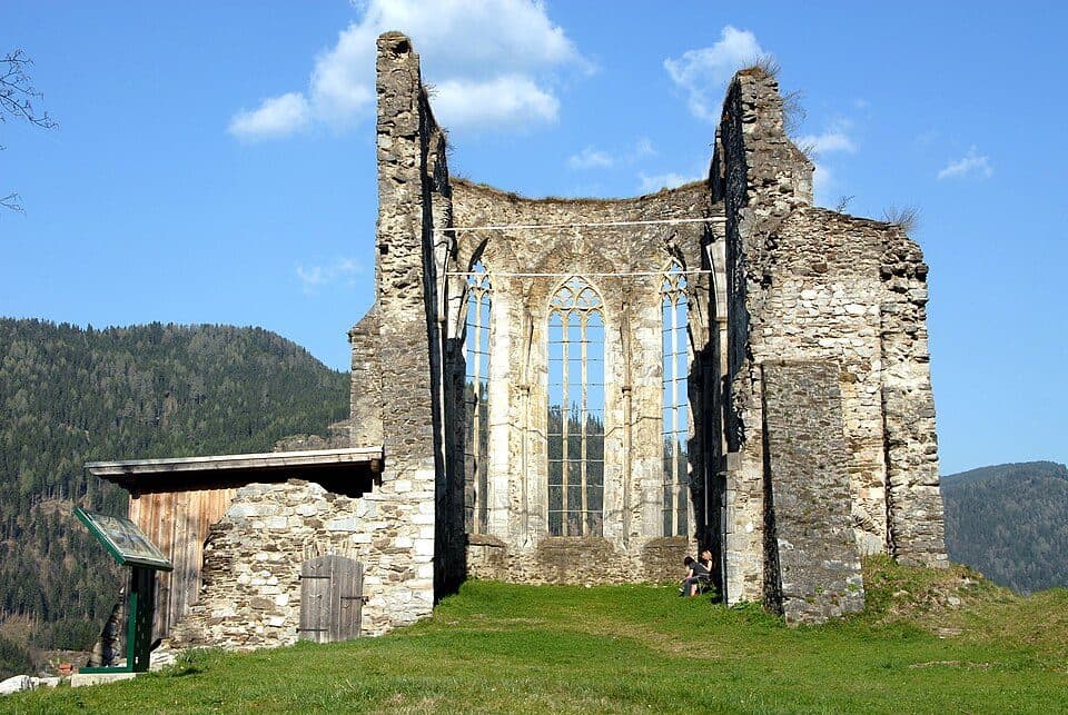 Kirchenruine Virgilienberg — fotografia 3