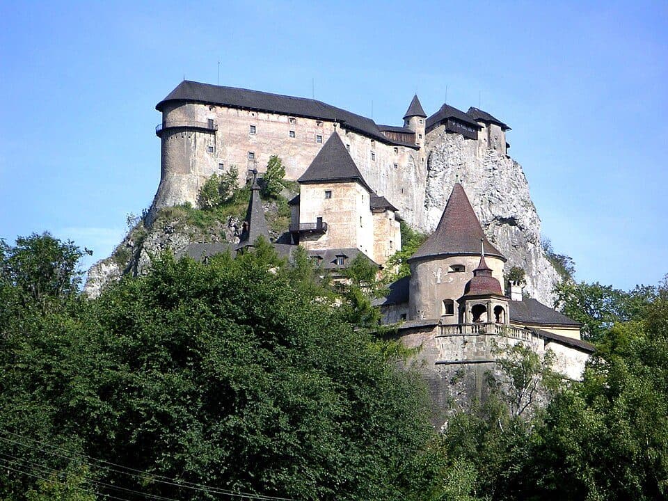 Oravský Podzámok, stanica - Javorová