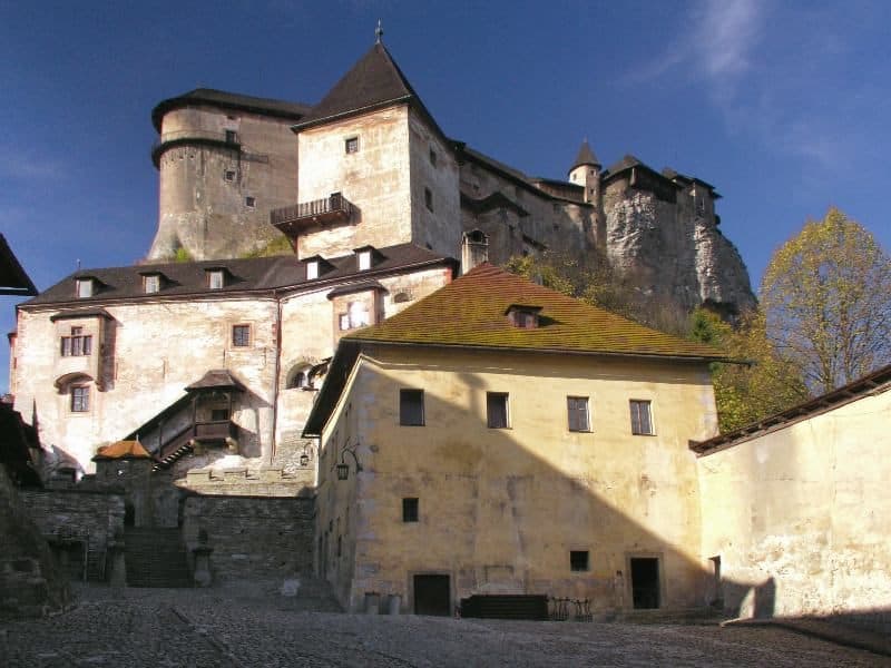 Oravský Podzámok, stanica - Javorová