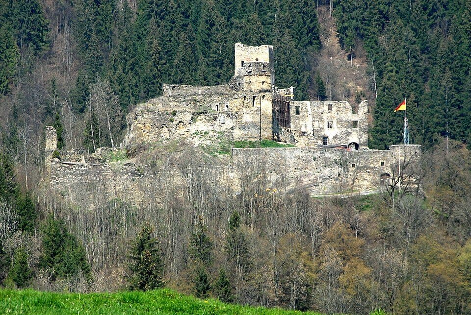 Burgruine Glanegg — zdjęcie 2