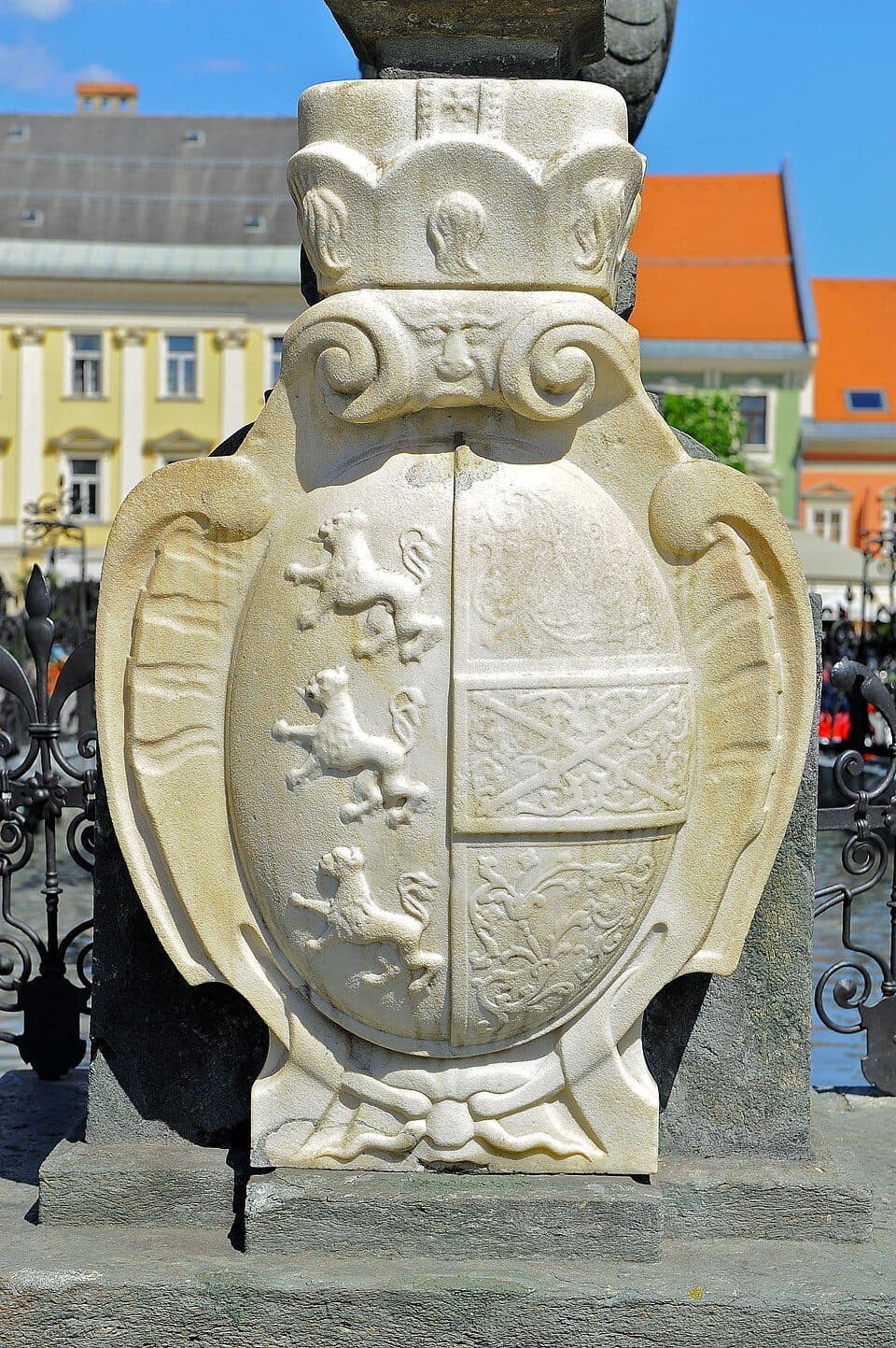 Lindwurmbrunnen — photo 2