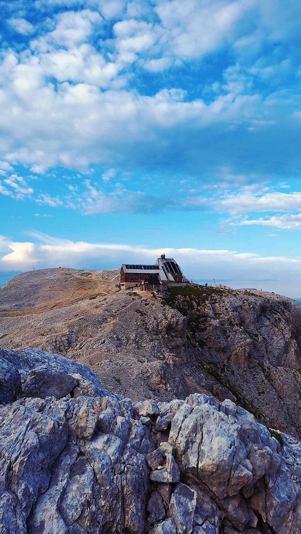 Triglavski dom na Kredarici — fotografie 3