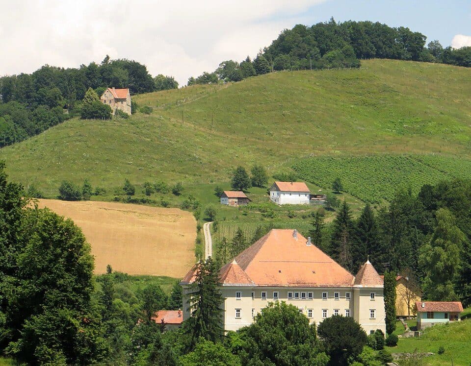Grad Svečina — zdjęcie 2