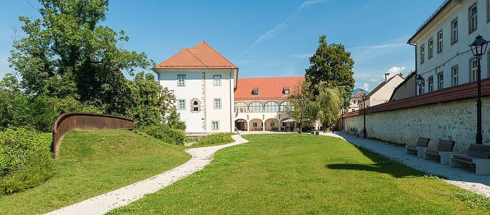 Zamek Khislstein — zdjęcie 1