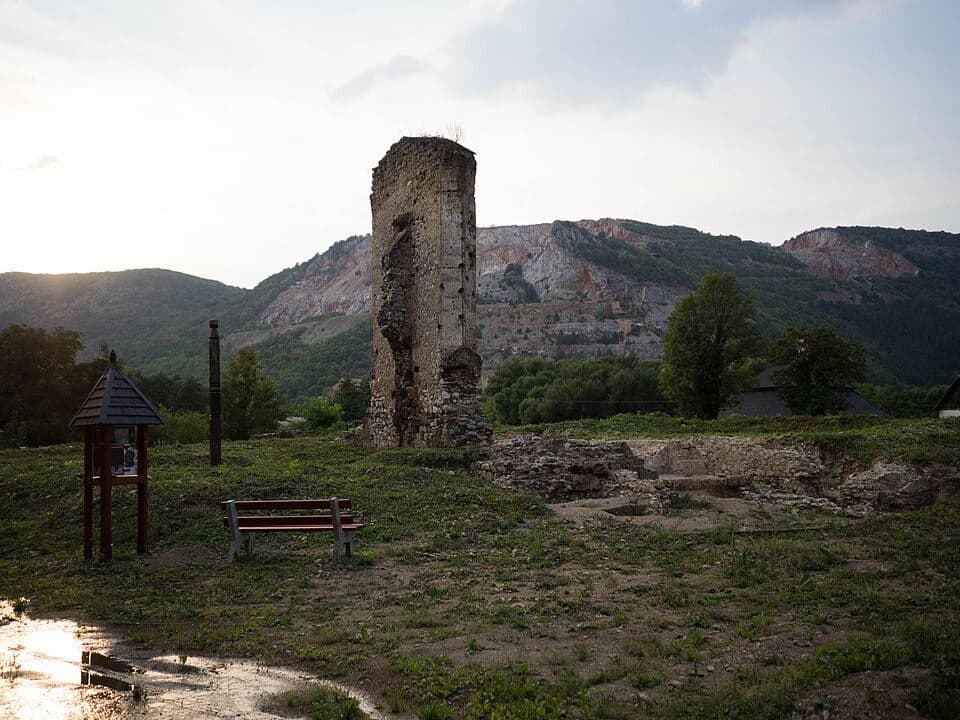 Kružná - Slavec, jaskyňa