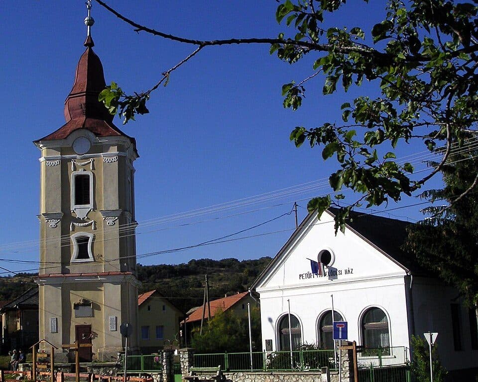 SΩ Nagy-ravasz-lyuk