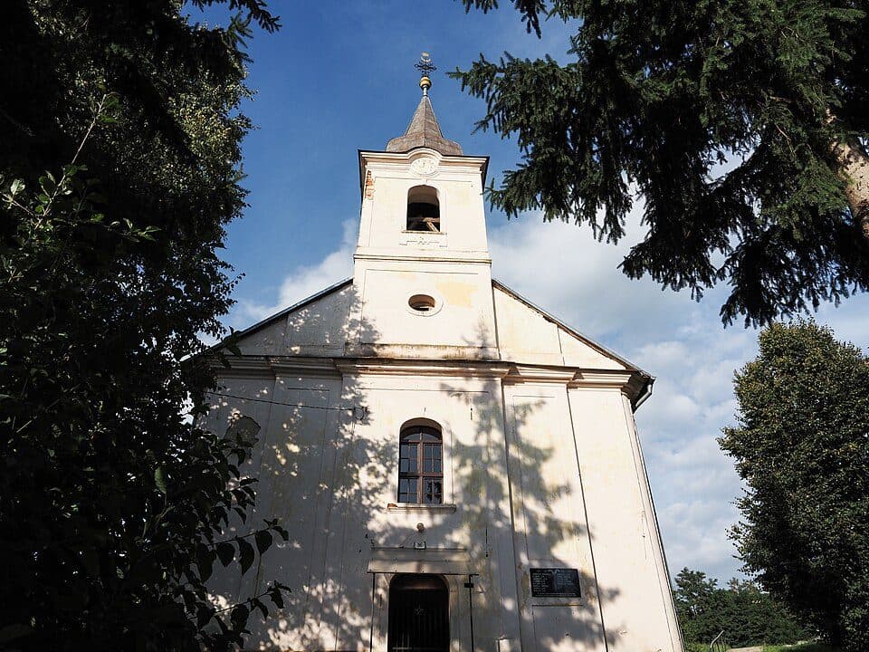Jelšavská Teplica, zastávka - Ochtinská aragonitova jaskyňa