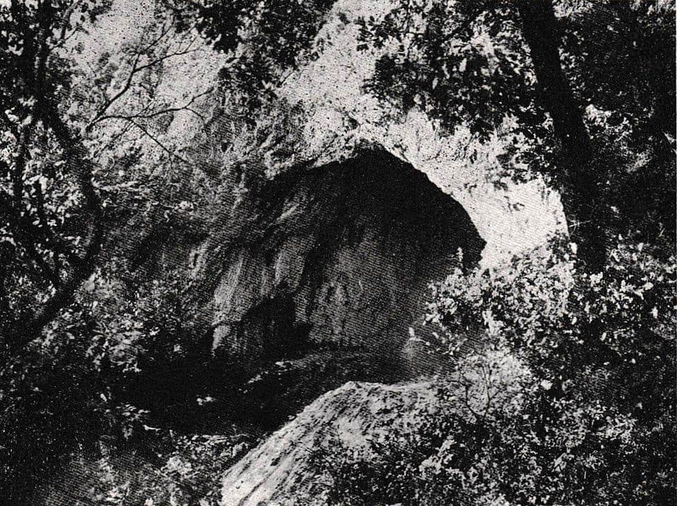 Z (Esztergom, há. – Maróti-hegyek – Pilisszentkereszt)