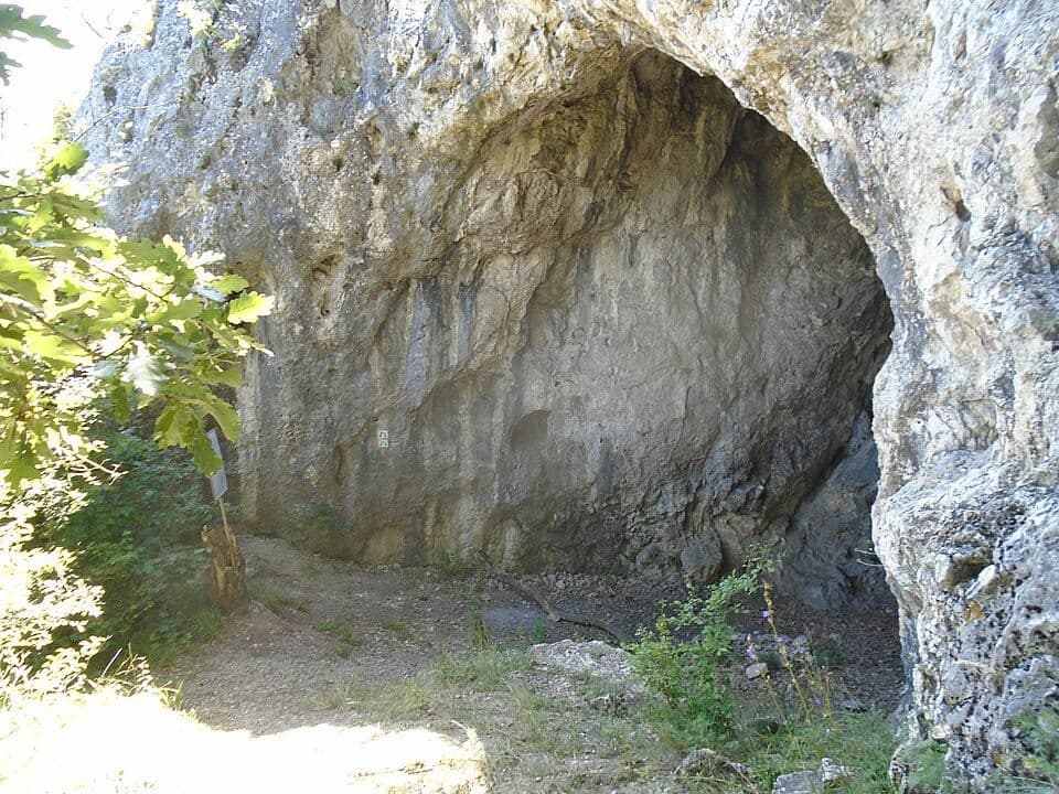 Pilisszántói-kőfülke