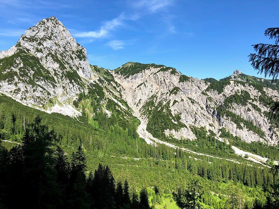 Westliche Steinkarspitze