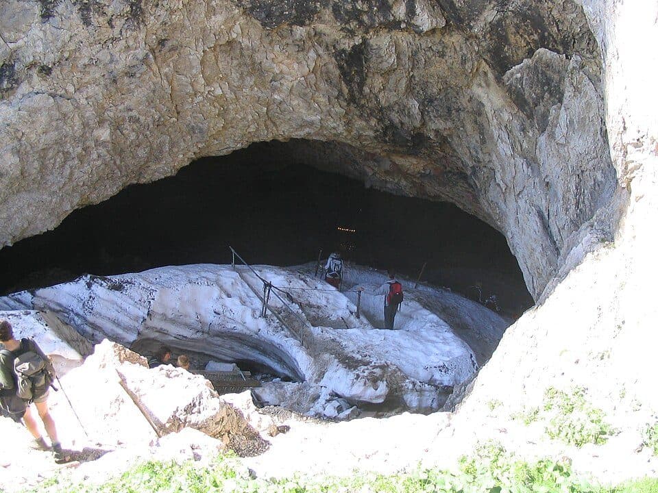 Schellenberger Eishöhle