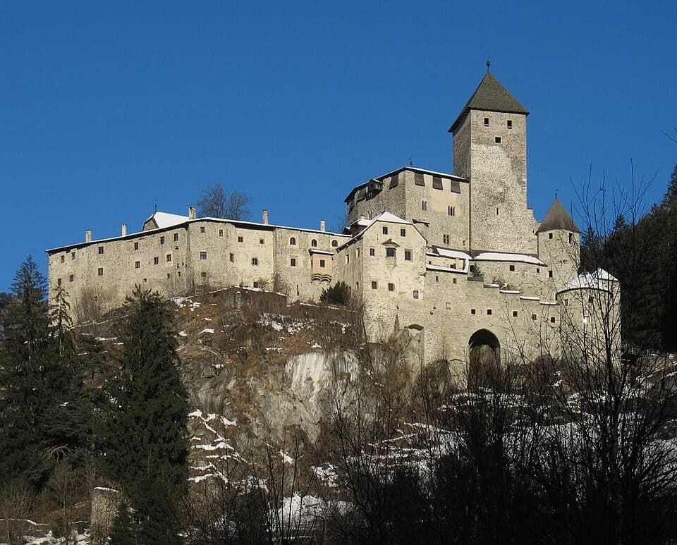 Burg Taufers