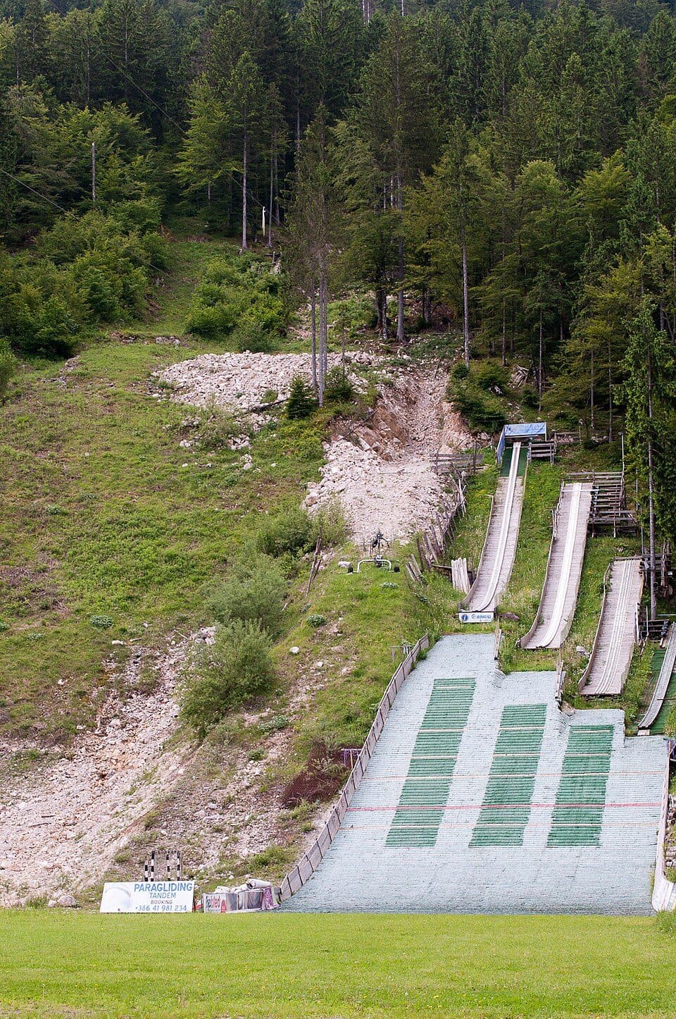 Hansenova skakalnica