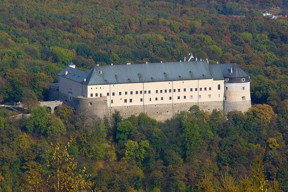 Červený Kameň